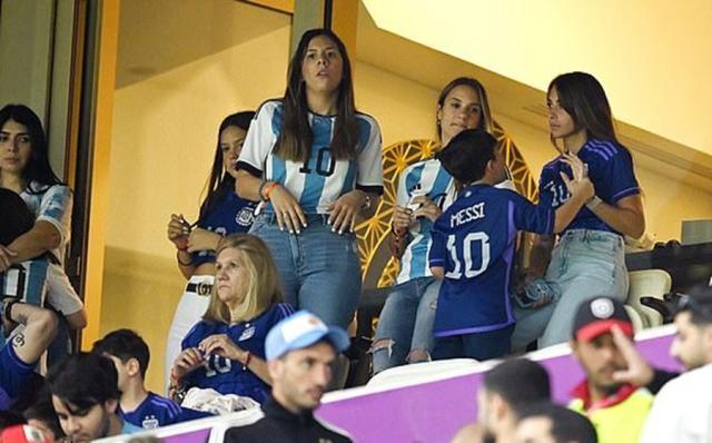 1670958235818048936.jpg 注册入口-【世界杯】梅西传射 曼城前锋2球 阿根廷3比0进决赛