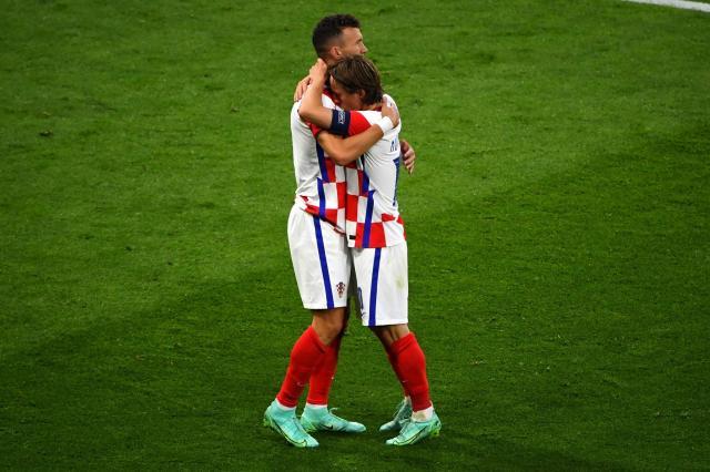 赛事赛程-克服“恐苏症”昂首晋级 克罗地亚及时苏醒昂首出线